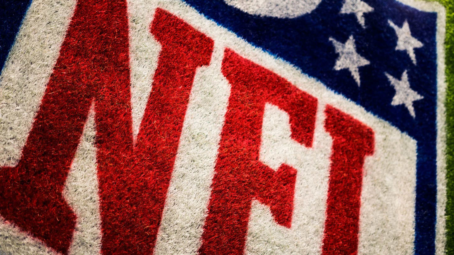 NFL Season Opener: Cowboys @ Buccaneers - TV & Stream Information