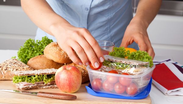 packing lunch, portion control