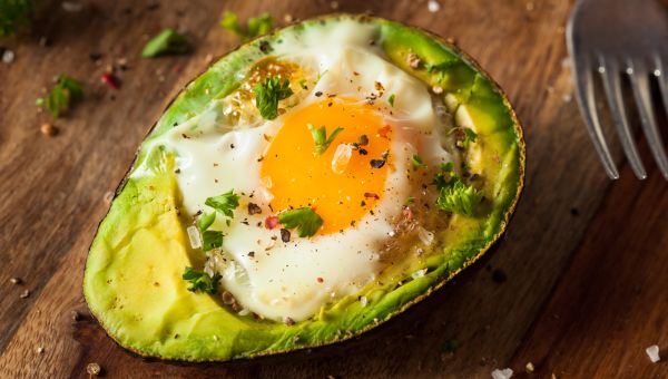 avocado egg bake