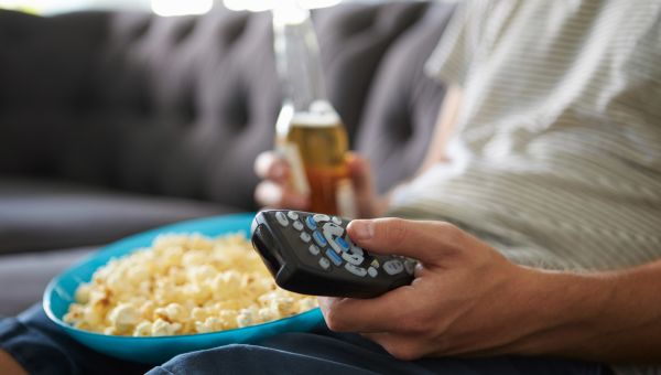 snacks, tv, television, beer, popcorn
