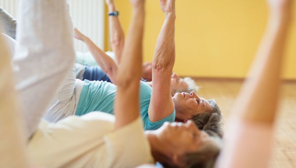 active senior women, senior group fitness