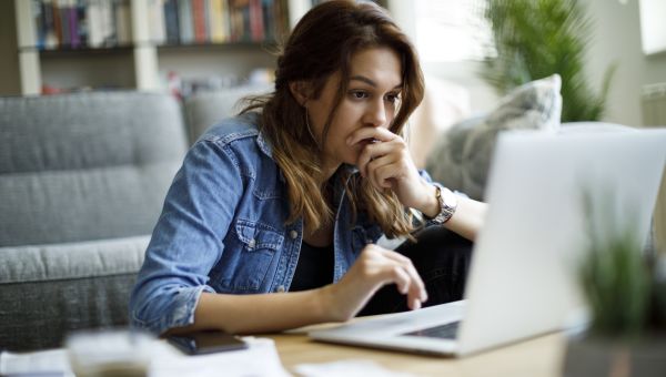 concerned woman at computer