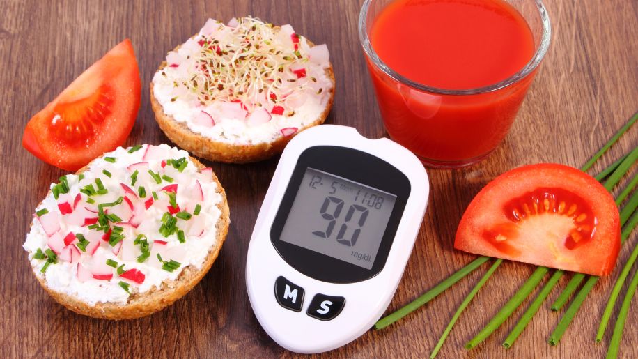 tomato juice, blood sugar meter