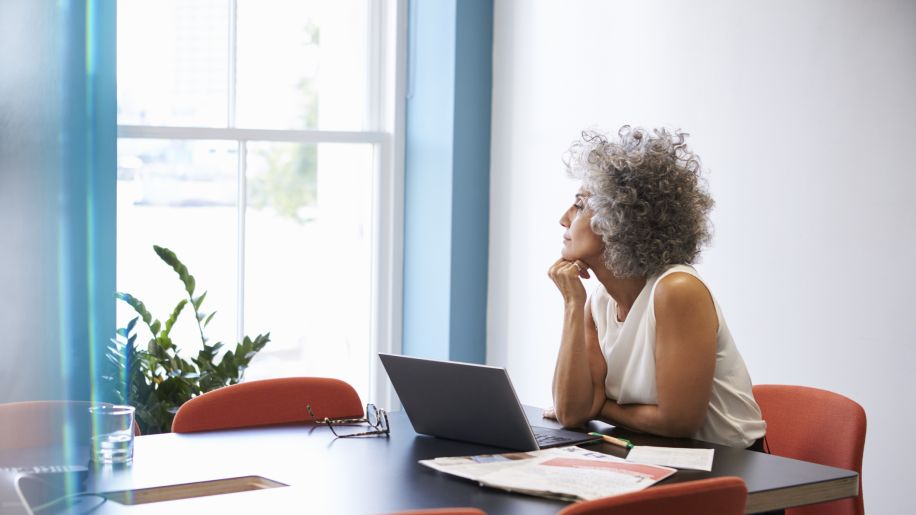 woman distracted at work