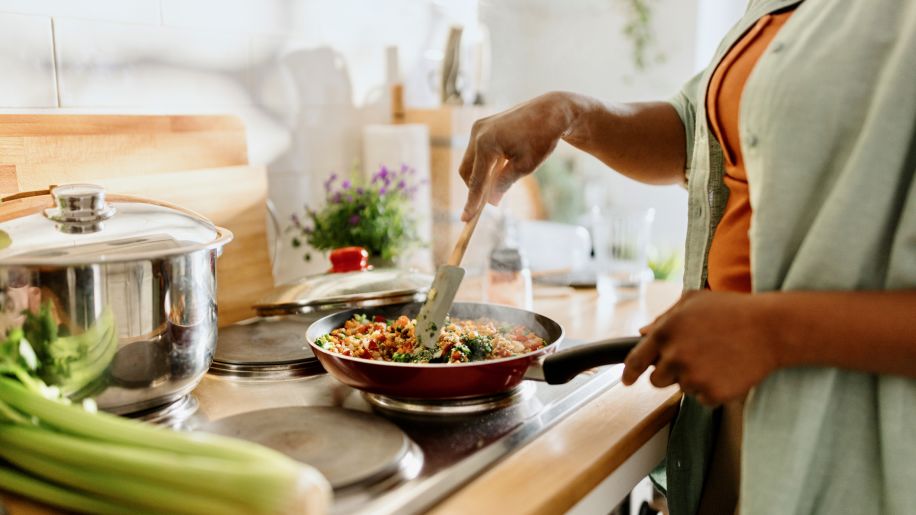 A pan full of sauteed vegetables. 