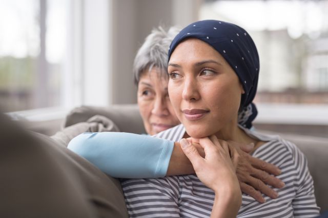 woman with cancer and mother