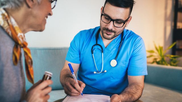People with type 2 diabetes and/or kidney problems should consider working with a registered dietitian nutritionist (RDN), also sometimes called a registered dietitian.