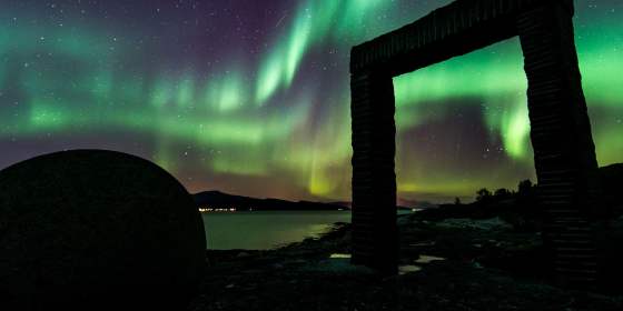 Northern Lights hunting with experienced Northern Lights photographer