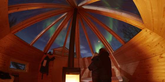 24-hour Aurora Expedition in the Beautiful Lyngen Alps – Green Gold of Norway