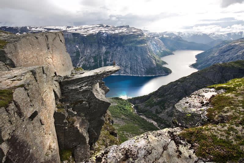 trolltunga ile ilgili görsel sonucu