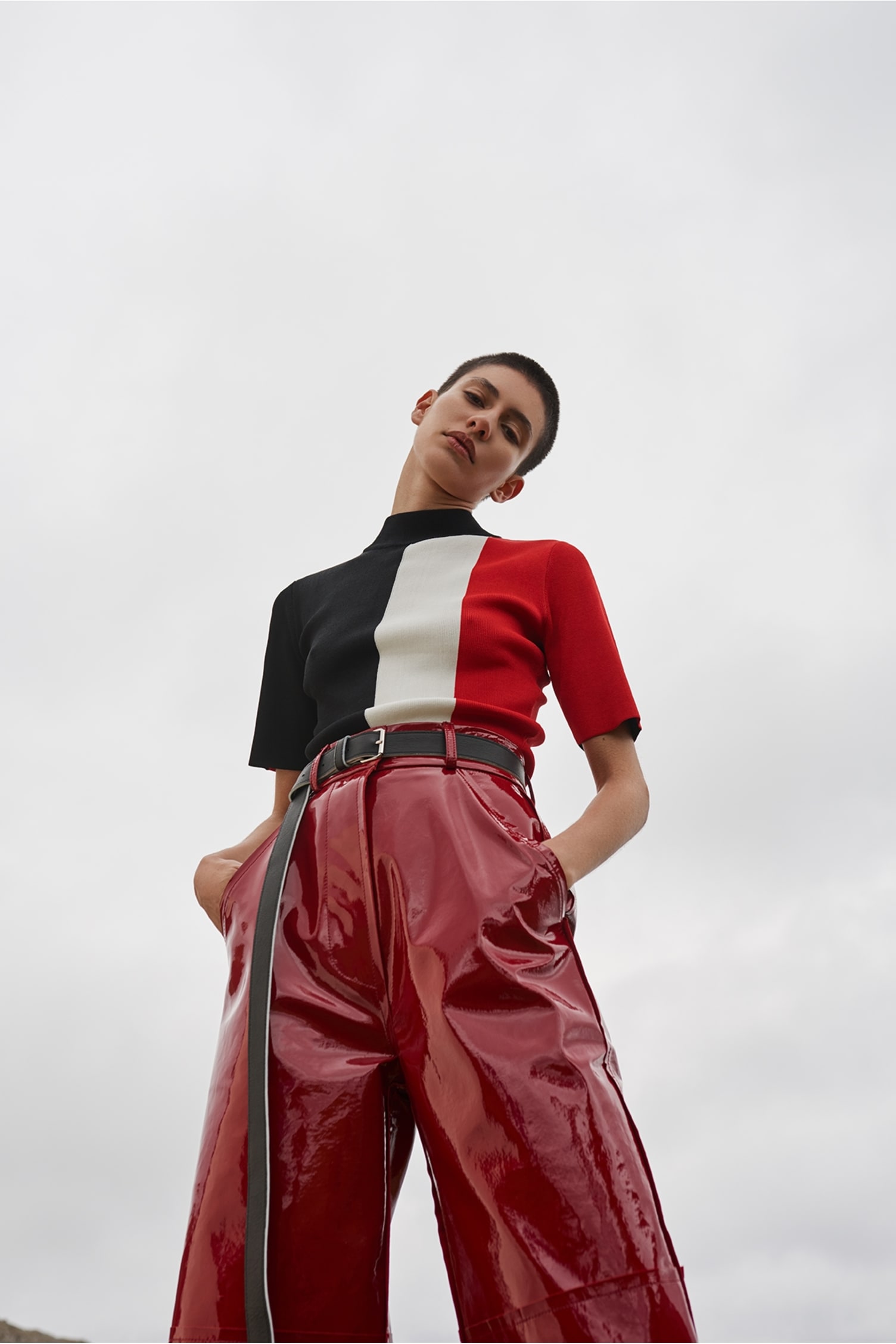 Clari Top Black/White/Red
