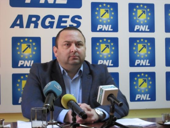 Simona Oprescu şi Şerban Valeca au intrat într-o tăcere ocolitoare pe subiectul Piteşti-Sibiu