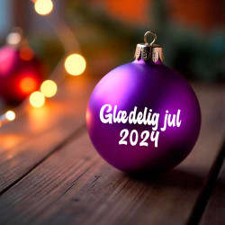 Glædelig jul med årstal klistermærke til julekugle
