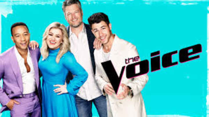 The Voice coaches sing &quot;Jealous&quot; live