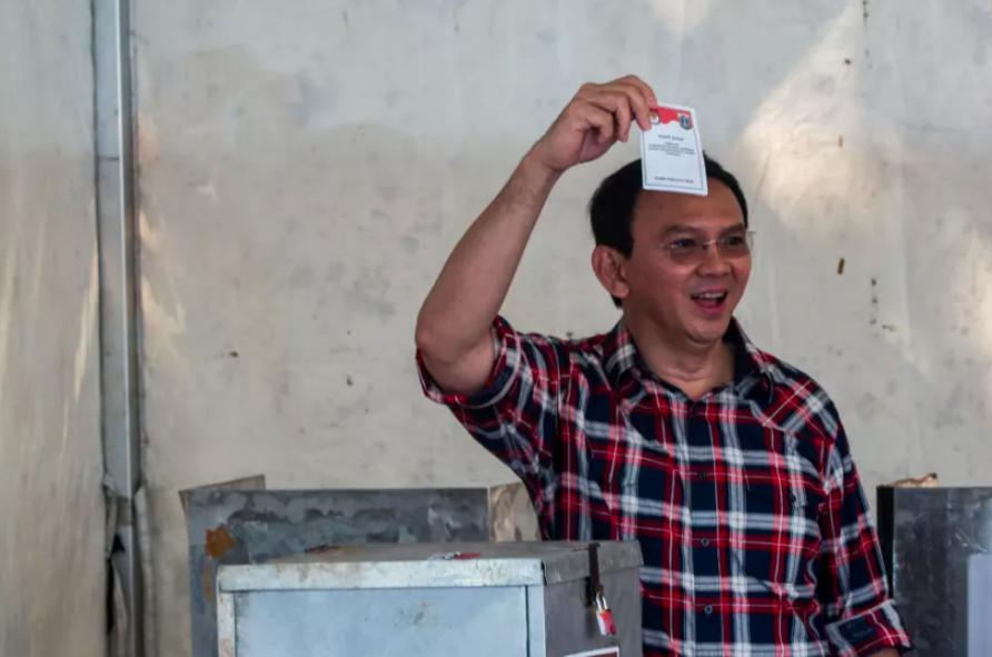 Respons Jokowi terkait Nasib Roy Suryo dkk Terancam Masuk Penjara