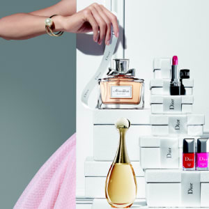 Holiday Deluxe Gift with Purchase