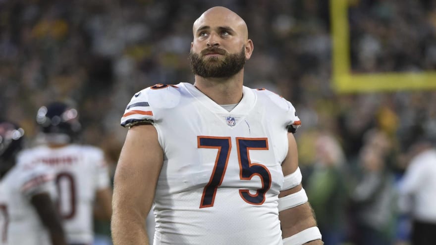 Kyle Long has sense of humor about naked Instagram Live video