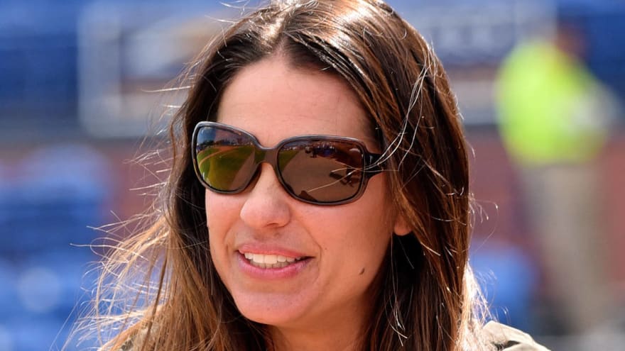 Dodgers did not allow ESPN’s Jessica Mendoza in clubhouse due to ...