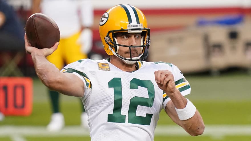 Aaron Rodgers makes NFL history with 400th TD pass | Yardbarker