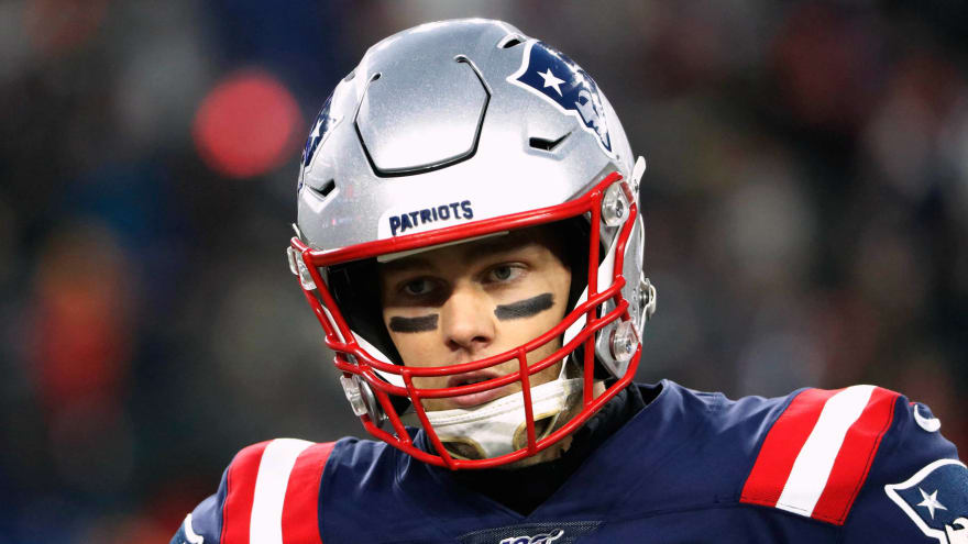 Report: Patriots Offer Tom Brady a One-year Deal Paying Less Than 2019 Salary
