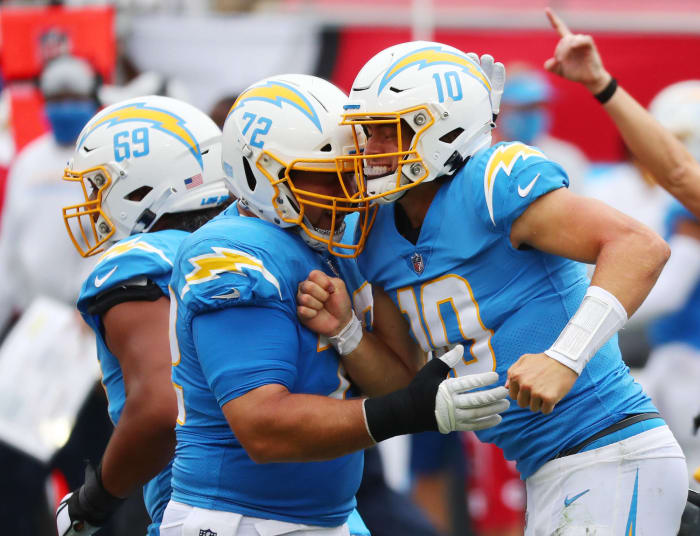 Herbert-Brady duel points Chargers' arrow up