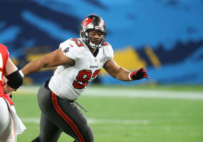 NFL players who could regress in 2021 - NewsOpener Ndamukong Suh